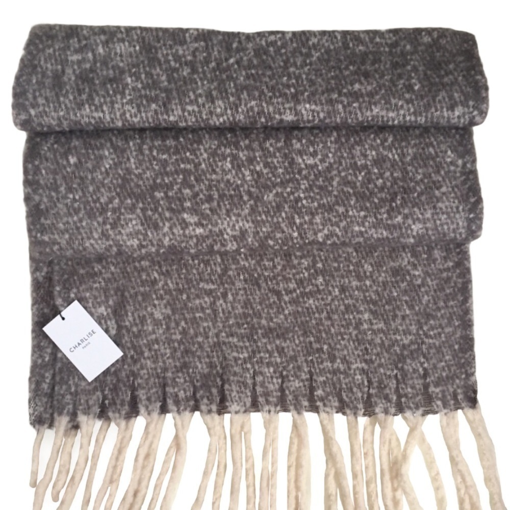 Charlise Paris Fringe Luxe Scarf Grey Tweed NWT